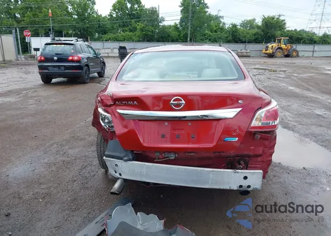 2013 Nissan Altima 2.5 S из США, поврежденный, VIN 1N4AL3AP1DC125866
